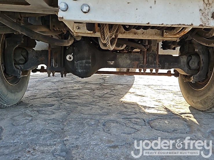 2009-sterling-acterra-image-15