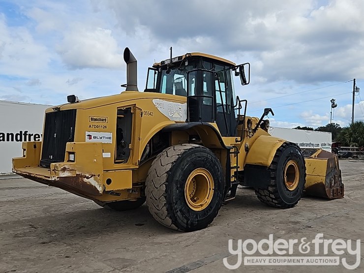 2011-caterpillar-972h-image-5