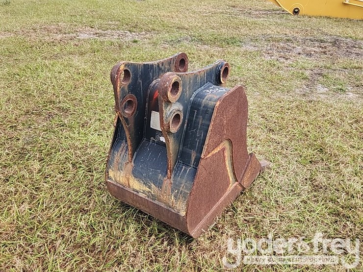 22"-digging-bucket-to-suit-excavator,-2-1/4"-pin-image-3