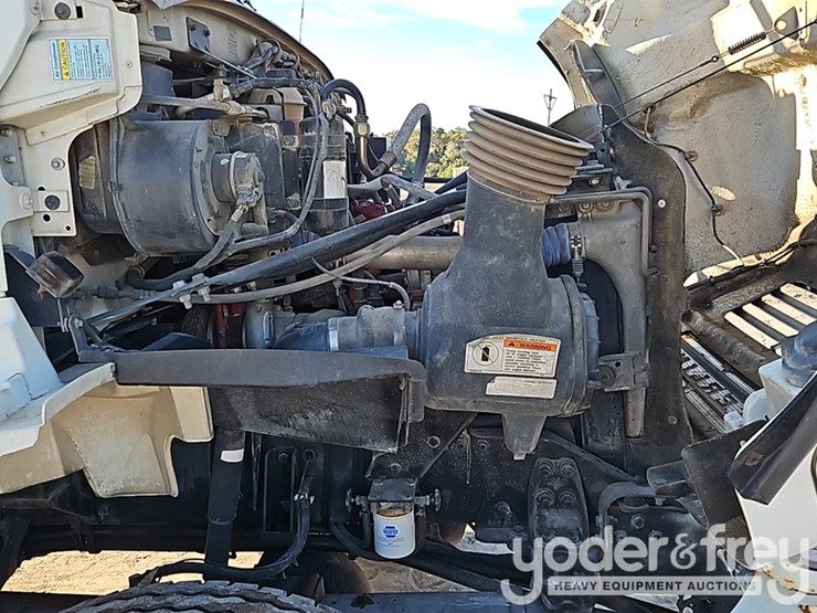 2009-sterling-acterra-image-41