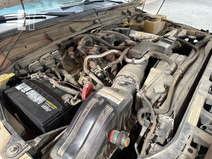 2015-ford-f550-image-22