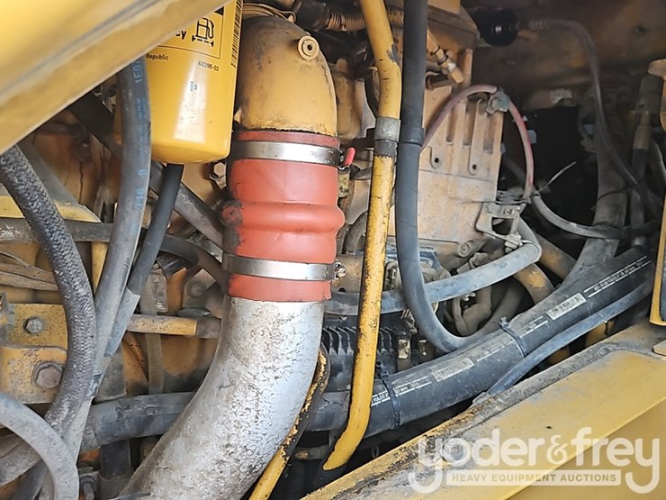 2011-caterpillar-972h-image-17