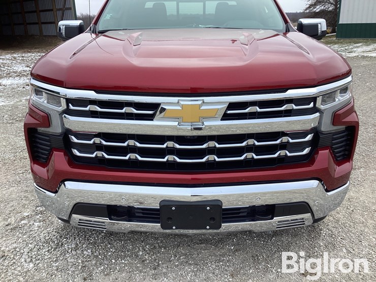 2023-chevrolet-silverado-1500-ltz-image-9