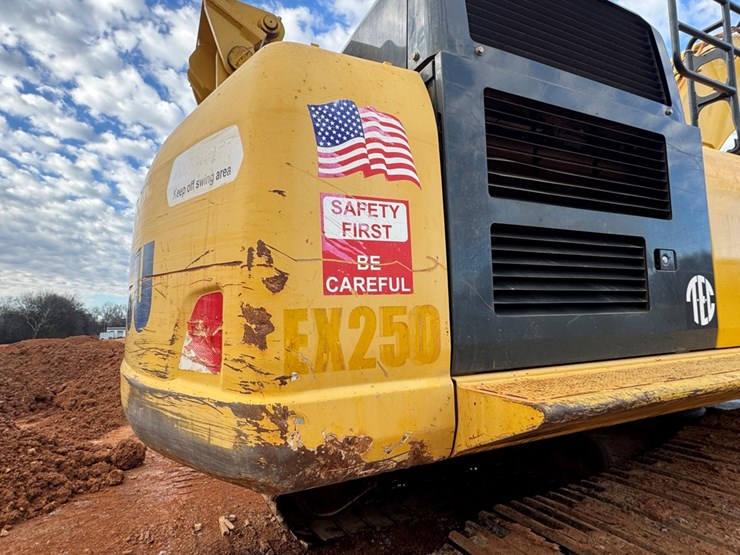 komatsu-pc490-lc-11-image-201