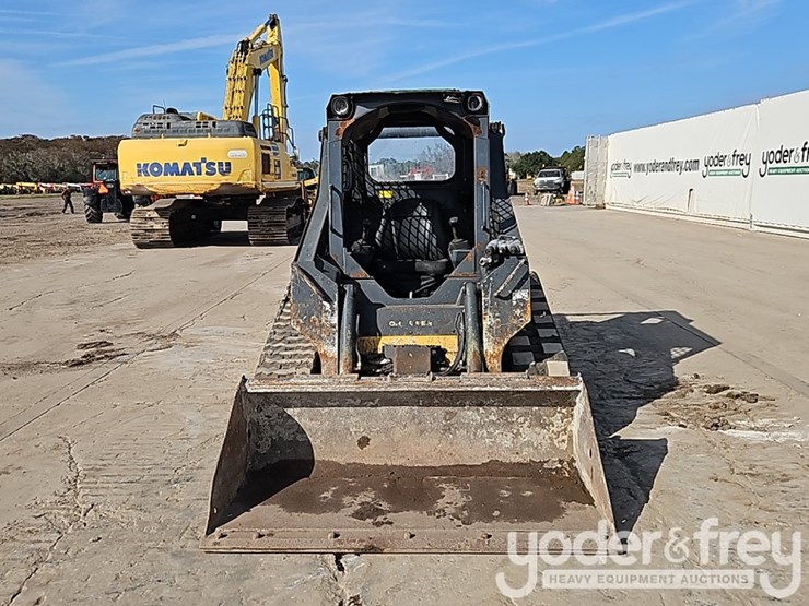 2019-deere-317g-image-13