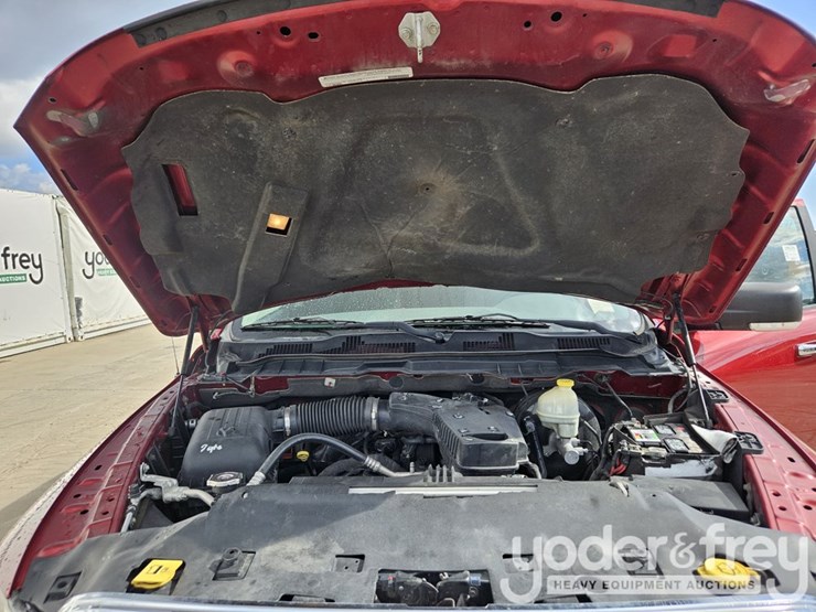 2014-dodge-ram-1500-image-18