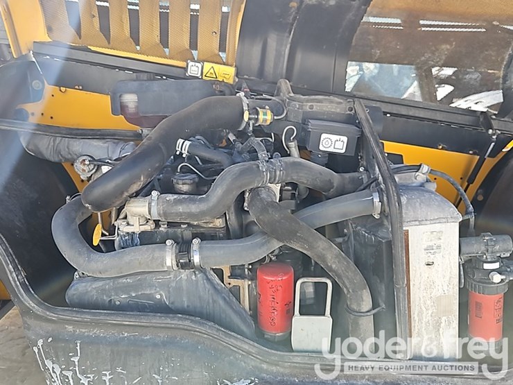 2016-jcb-510-56-image-26