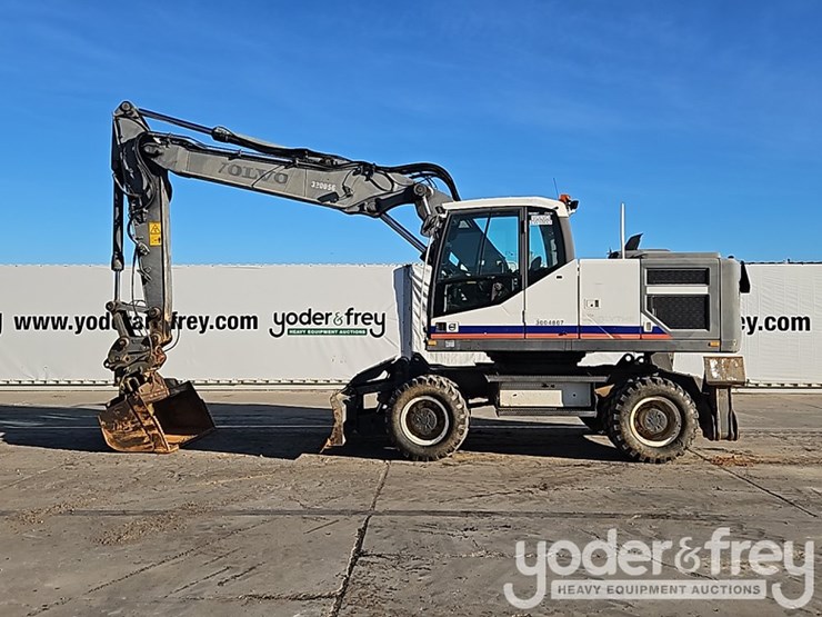 2016-volvo-ew180e-image-3