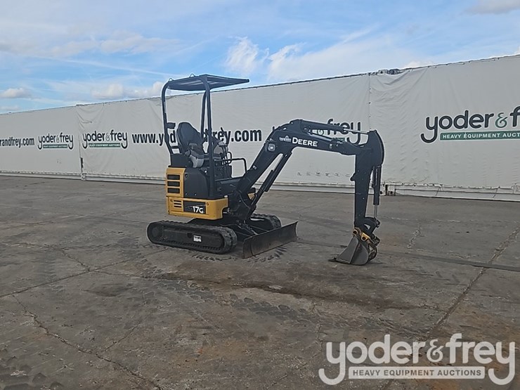 2018-deere-17g-image-6