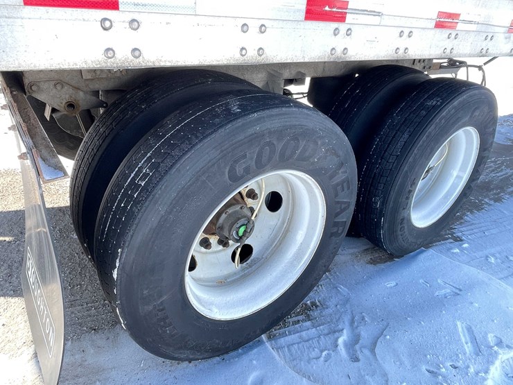 2023-stoughton-trailer-image-24