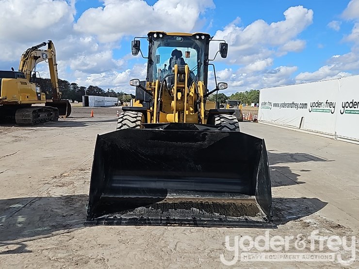 2026-caterpillar-930-image-18