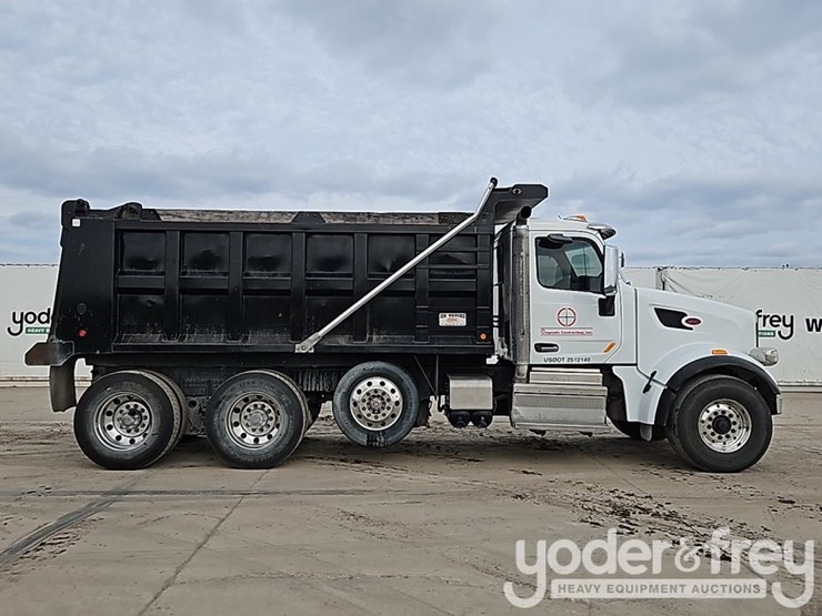 2021-peterbilt-567-image-6