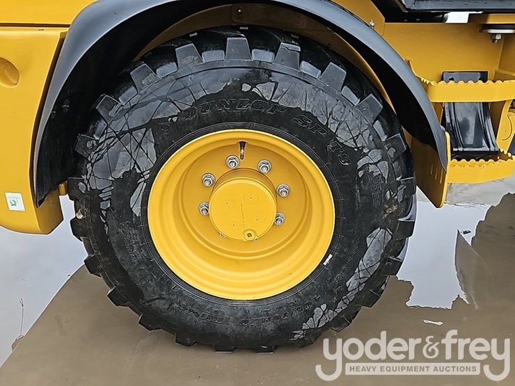 2023-caterpillar-908-image-8