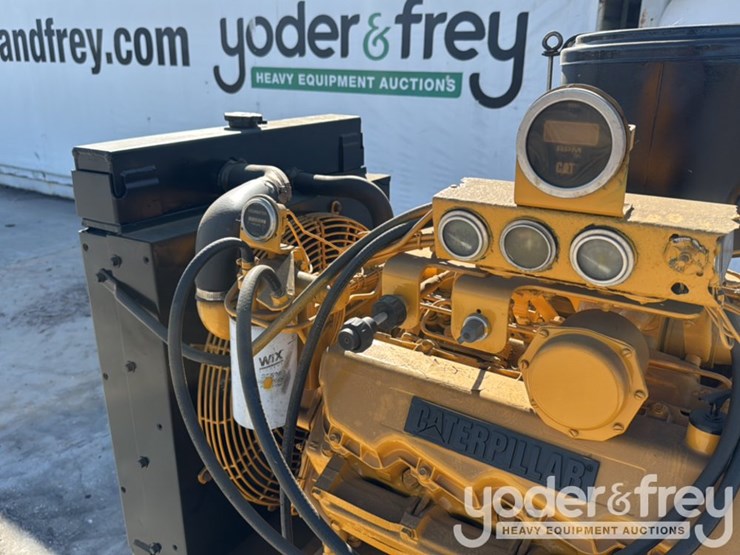 caterpillar-3208-image-8