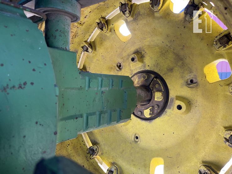 john-deere-4440-image-13