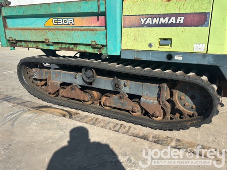 2010-yanmar-c30r-2b-image-9