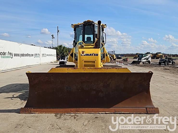 2022-komatsu-d61px-24-image-16