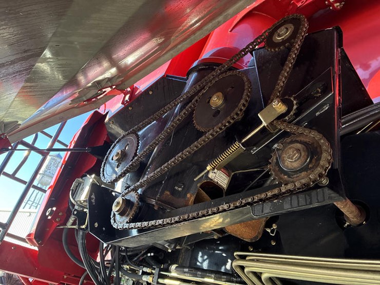 2010-case-ih-6088-image-80