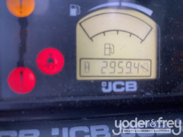 2016-jcb-926-image-41