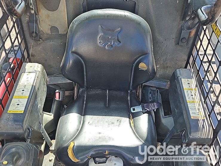 2017-bobcat-t770-image-89