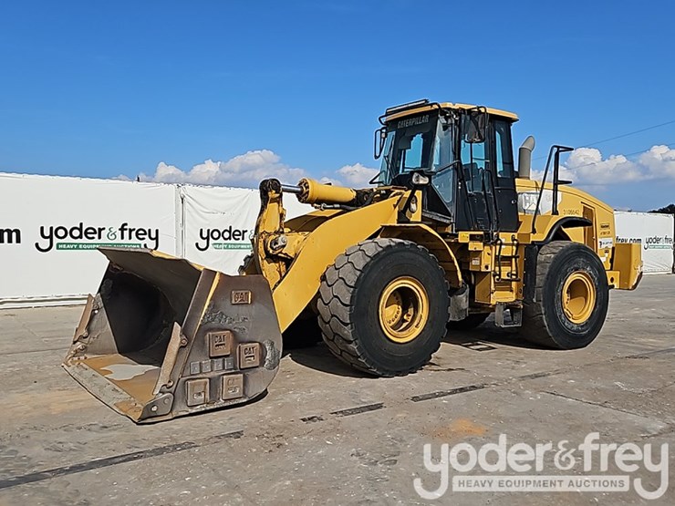 2011-caterpillar-972h-image-1