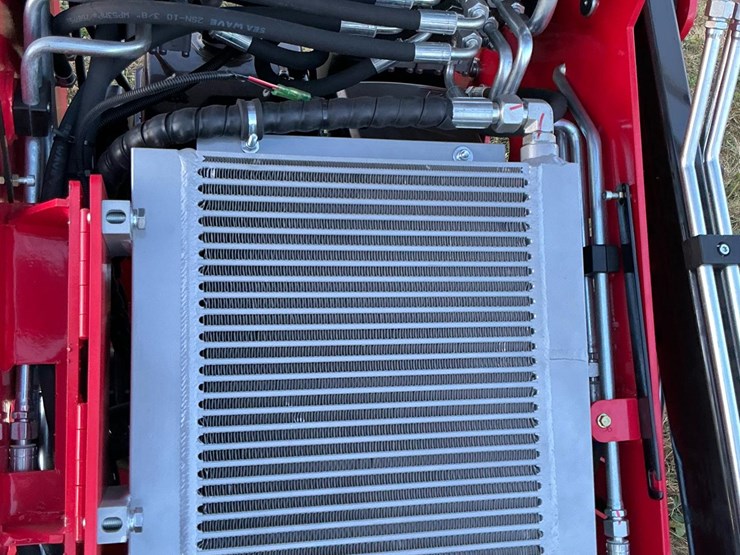 #1018-•-unused-future-ft360t-skid-steer-loader*-image-23