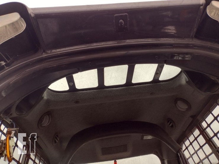 2022-bobcat-t595-image-14