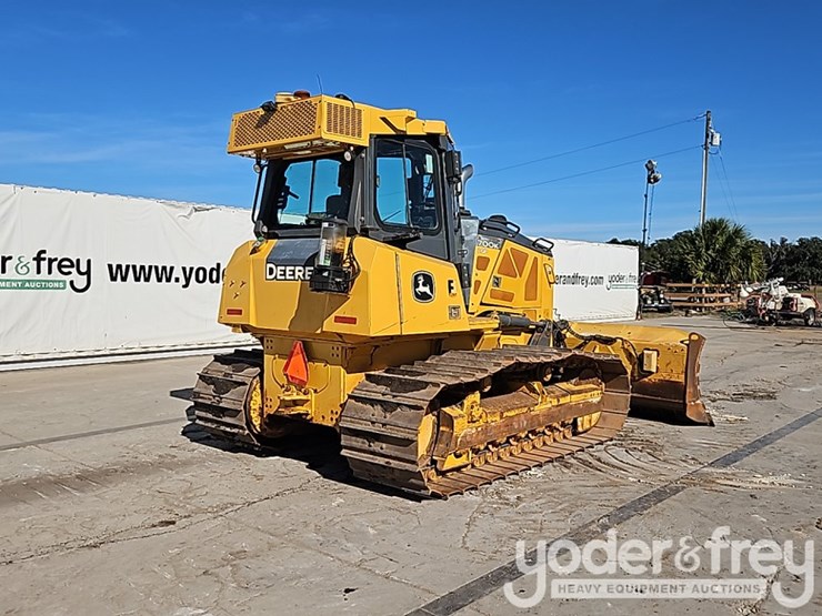 2018-deere-700k-lgp-image-5