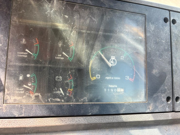 1989-case-ih-580k-image-3