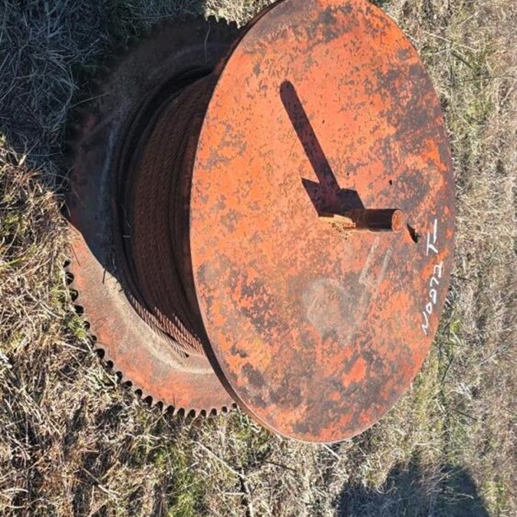 SPINDLE ROLL OF 1/2" CABLE: OVER 1000'