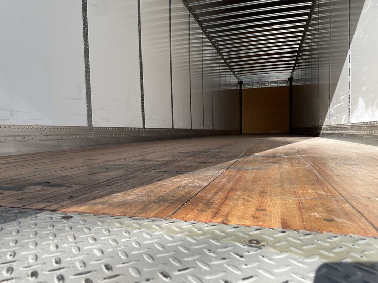 2022-stoughton-trailer-image-26