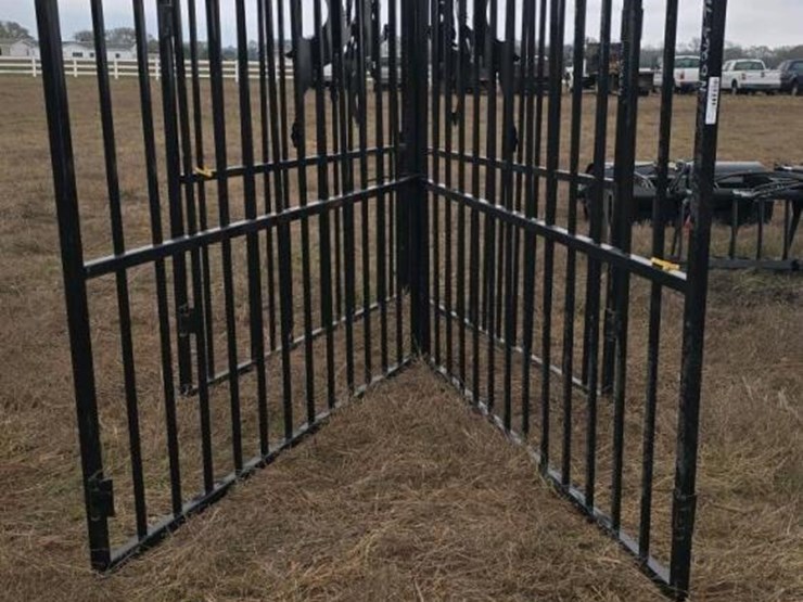 14'-gate-w/-deer-image-1