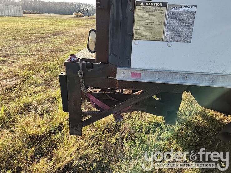 ford-f550-xl-image-11