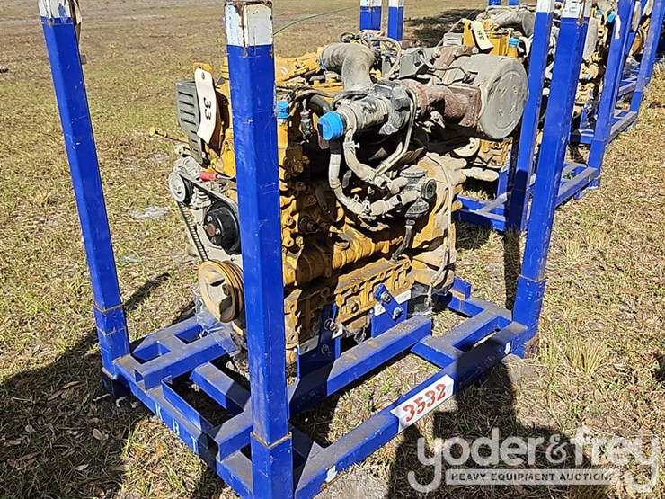 cat-c3.3b-4-cylinder-engine-image-1