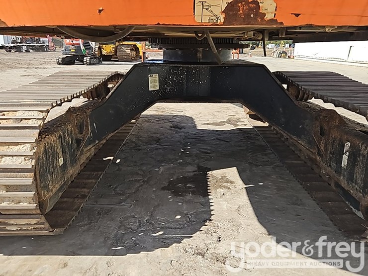 2016-jlg-600sc-image-26