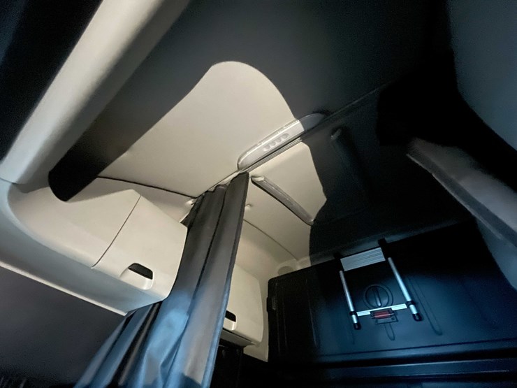 #6223-•-2022-freightliner-cascadia-semi-truck-(title-in-delay)-image-75