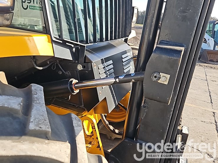 2016-jcb-926-image-9