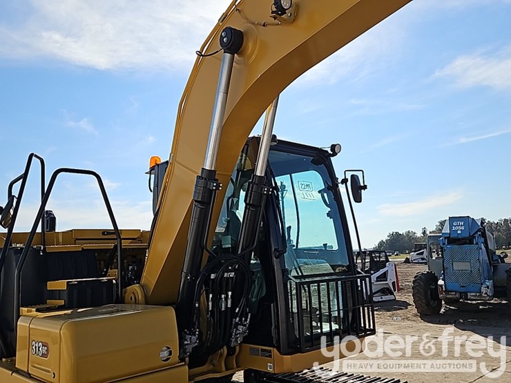 2023-caterpillar-313gc-image-16