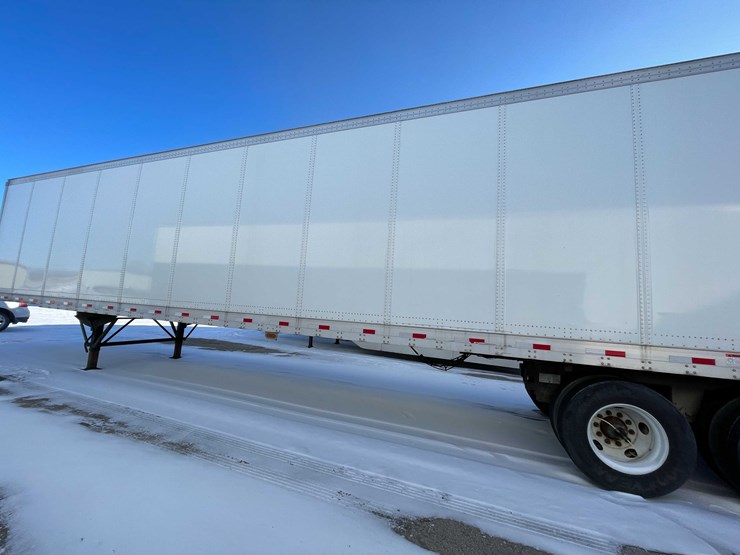 2023-stoughton-trailer-image-11