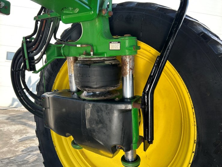 2015-john-deere-r4030-image-105
