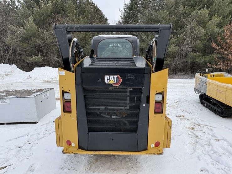 2023-caterpillar-262d3-image-3