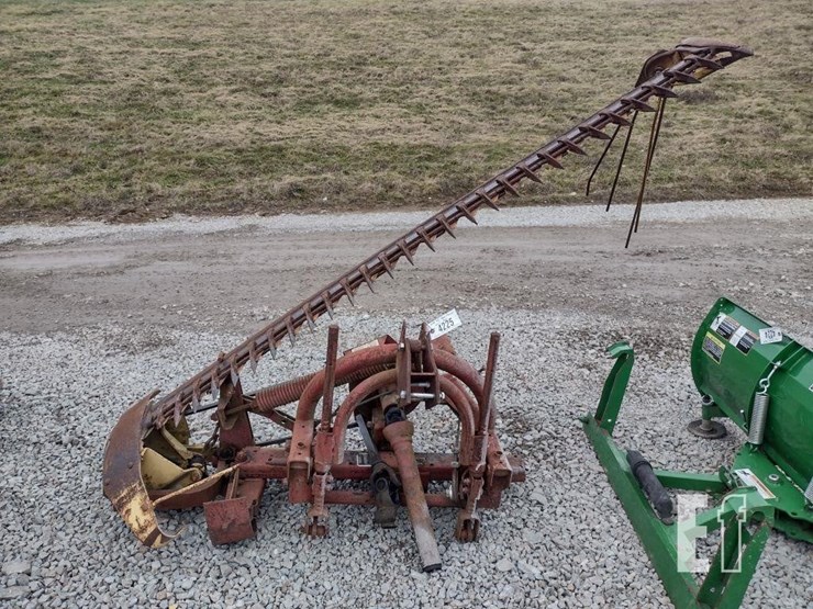 new-holland-451-image-1