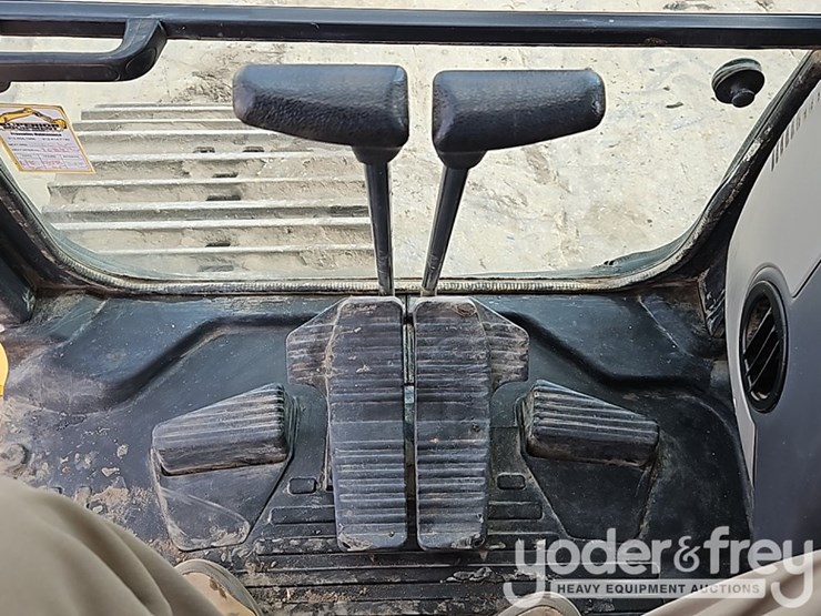 2019-komatsu-pc390-lci-11-image-42