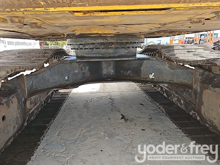 2019-komatsu-pc390-lci-11-image-28