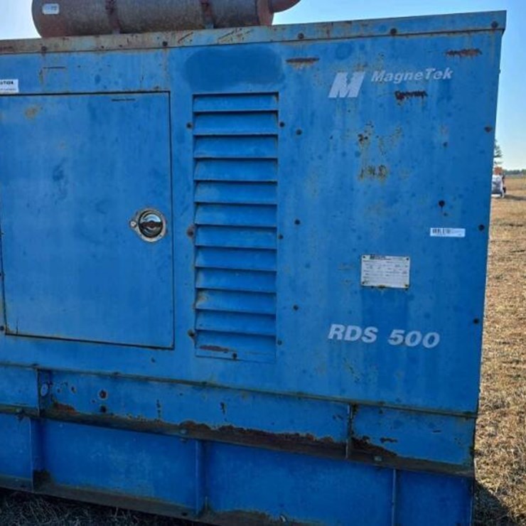 MAGNETEK RDS500 GENERATOR, S/N BM07B679: METER SHOWS 285 HRS
