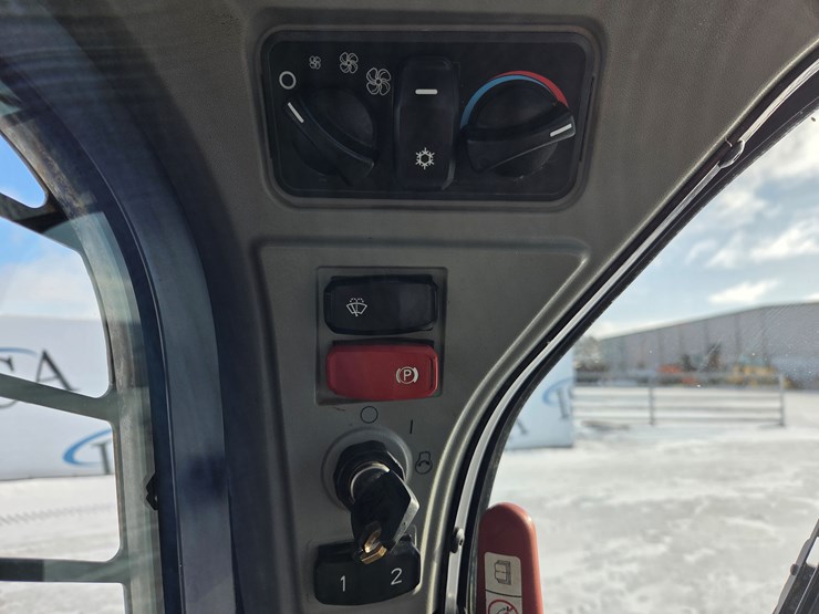 caterpillar-299d3-image-40