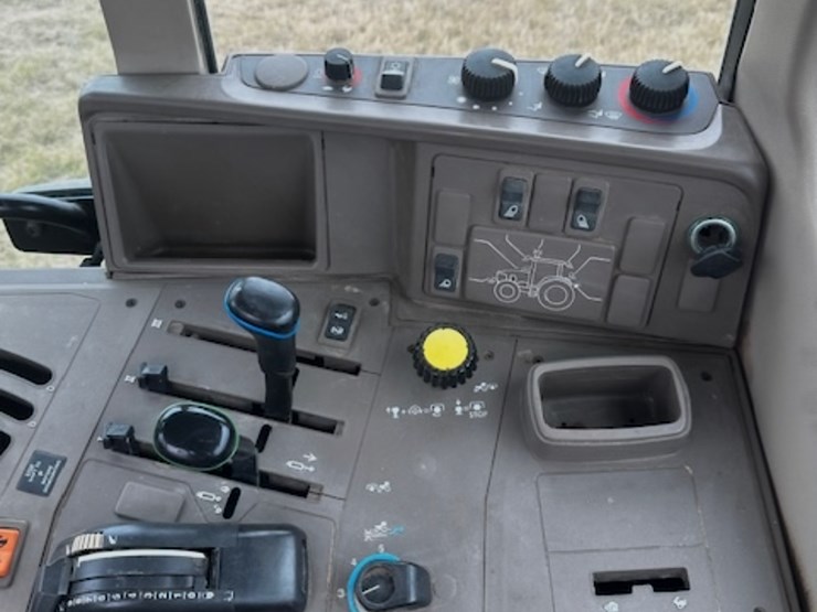 john-deere-7330-image-18