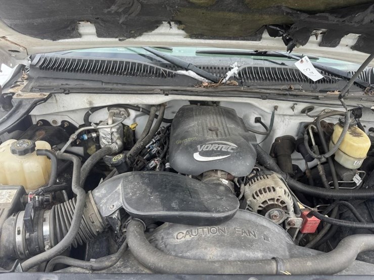 2002-chevrolet-silverado-2500-image-20