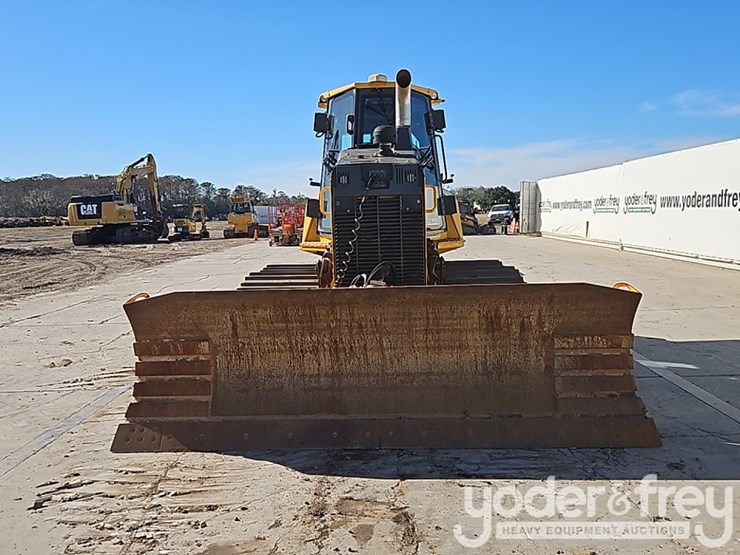 2018-deere-700k-lgp-image-16