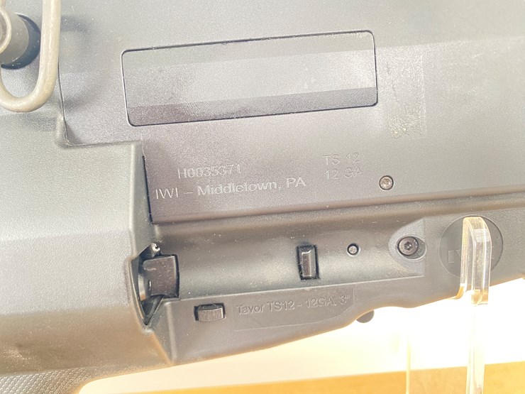 #52-•-#1435-•-iwi-tavor-ts12b-semi-automatic-bullpup-shotgun-12ga-image-3
